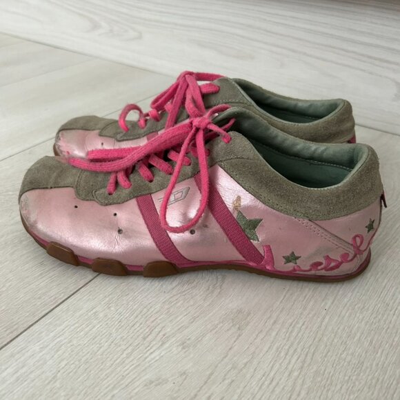 Diesel Shoes for Girls Youth - Picture 2 of 5